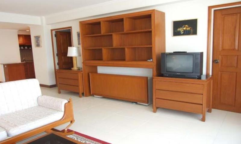 The Monaco Residence Pattaya Bagian luar foto