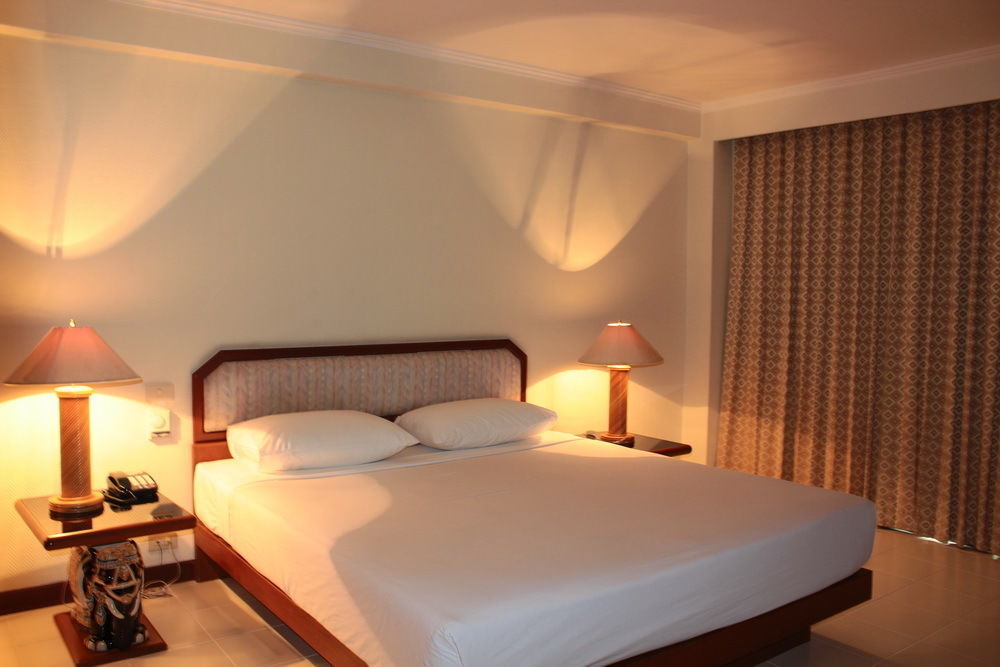 The Monaco Residence Pattaya Bagian luar foto