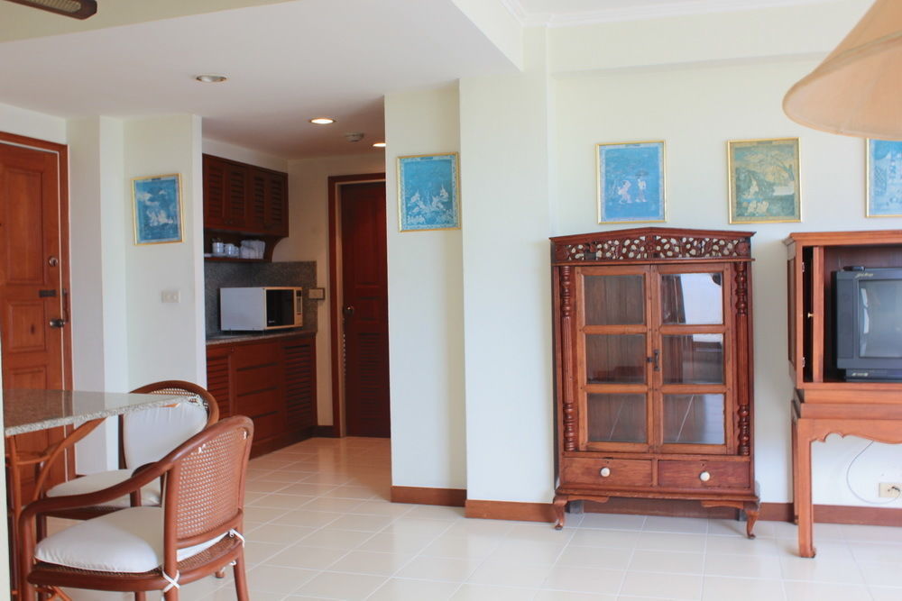 The Monaco Residence Pattaya Bagian luar foto