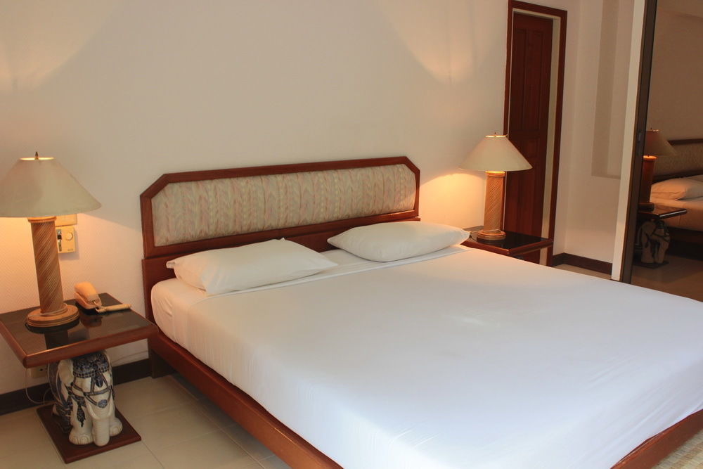 The Monaco Residence Pattaya Bagian luar foto