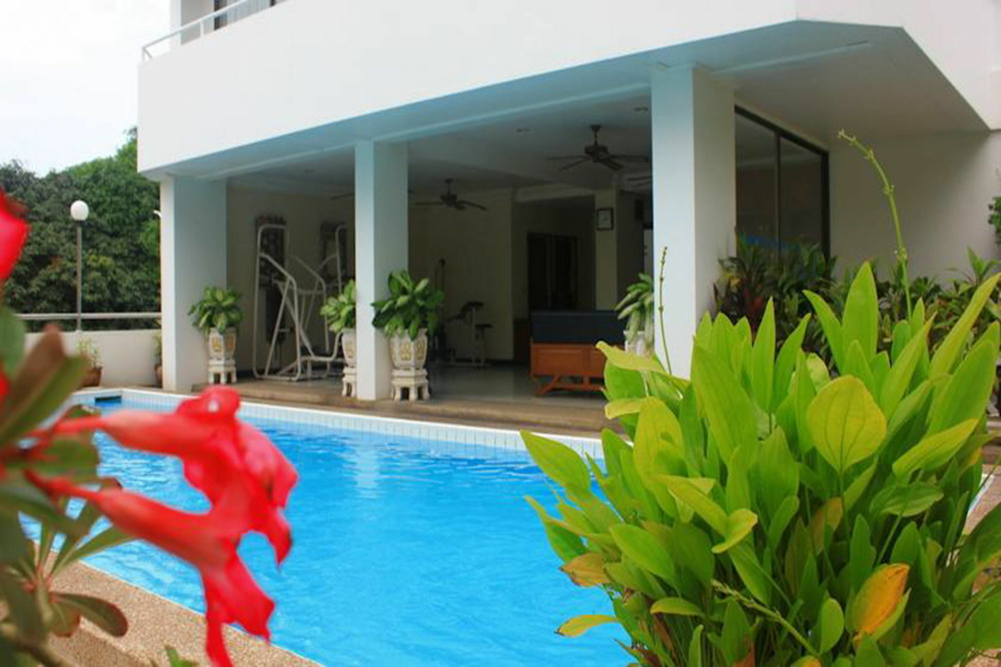 The Monaco Residence Pattaya Bagian luar foto